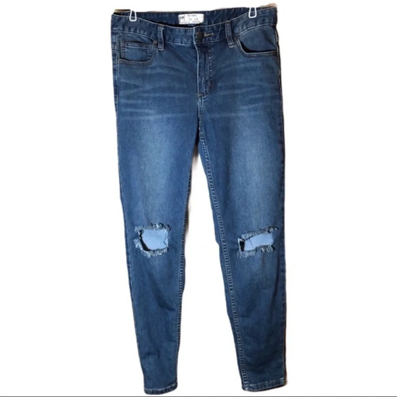 Free People Women’s Busted Knee distressed skinny jeans Size US Waist 28 - Picture 1 of 16